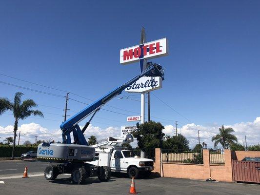 pylon signs