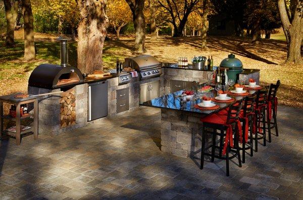 Full Outdoor Kitchen