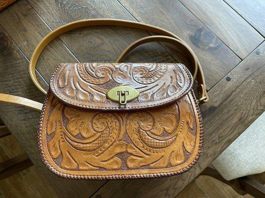 Vintage leather purse