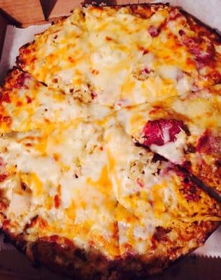 Reuben pizza to go