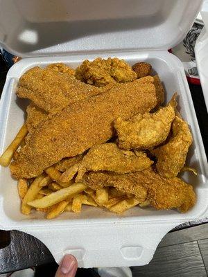 Fried fish  oyster combo