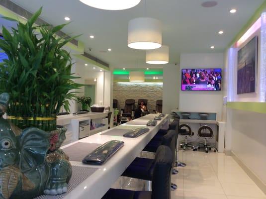 super clean place to do manicure and pedicure