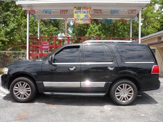 2008 Lincoln Navigator RW P2213B www.ezcredittampa.com