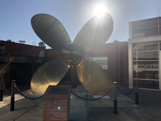 Ship propeller