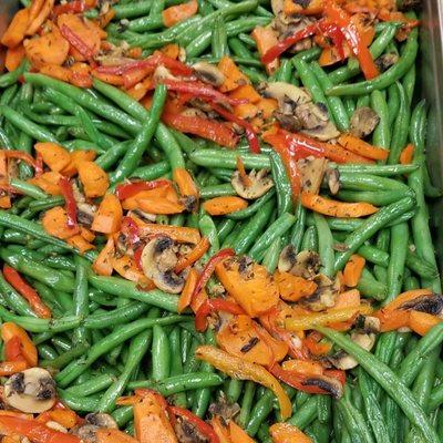 Sauteed Greens beans with carrots.