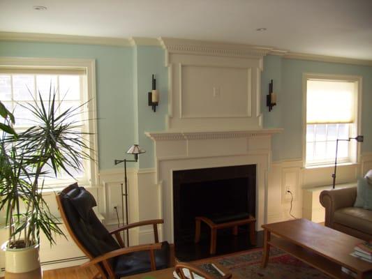 mantle, wainscot and crown molding