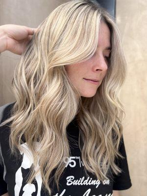 SAVE FOR SUMMER INSPO 

Color by @buzzedbeautybee

Book an appointment today!
650.342.6668 | lsalon.com

#lsalon