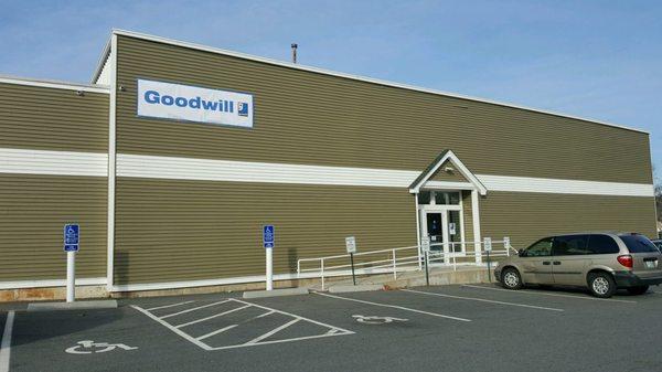 Goodwill Store: Salem Building