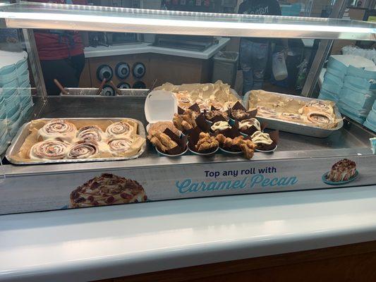 Got the 15 pieces Cinnabon. Yum!!!