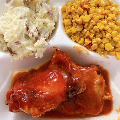 BBQ chicken with corn and mashed potatoes