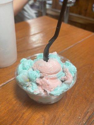 Cotton candy icecream