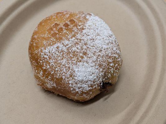 @endoedibles on Instagram 11/18/24
 
 Malasadas