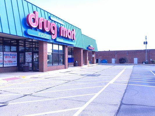 Welcome to your friendly neighborhood Discount Drug Mart!