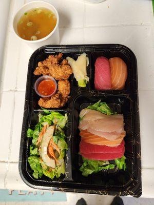 Bento Box with 5 PC Sashimi