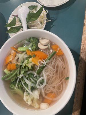 Veggie pho