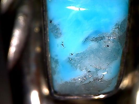 'genuine turquoise' stones fading from blue to clear