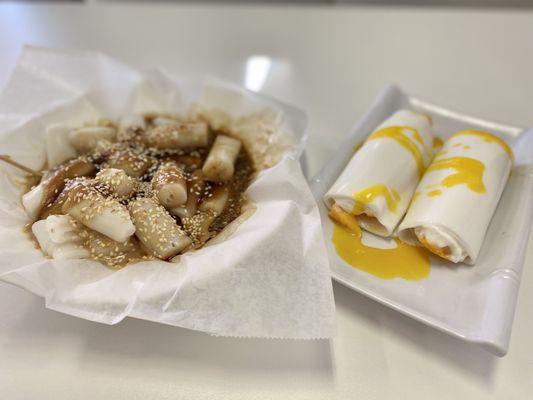 Steamed rice rolls with hoisin and peanut sauce; Mango sweet rolls