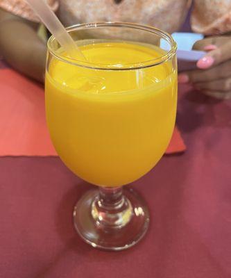 Mango lassi:  10/10. Mangos were ripe, fresh tasting, and perfect balance of fruit and sweetness.