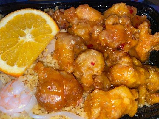 COM8. Orange Chicken Combination Platter w/ Shrimp Fried Rice