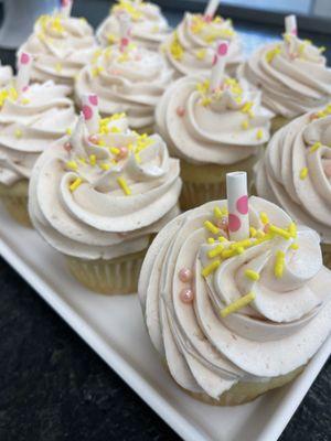 Maine Girl Cupcakes