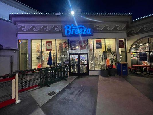 Breeza Exterior Photo 5