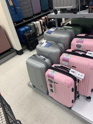 Luggage set