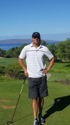 Scott runs our Commercial Lines Dept (and loves golf)!