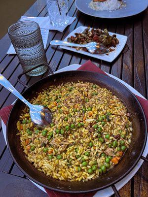 Chicken paella