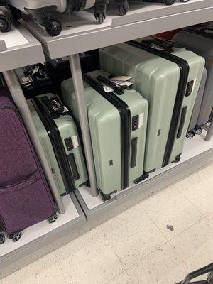 Luggage set