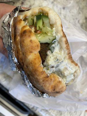 Falafel sandwich.... GREAT pita!