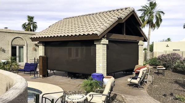 Motorized patio sunscreens