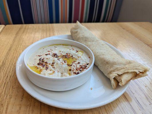 Best hummus and the flatbread was also very good