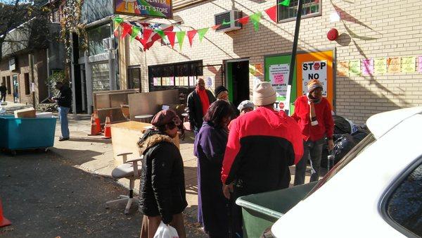 Thanksgiving Food Giveaway, 2016