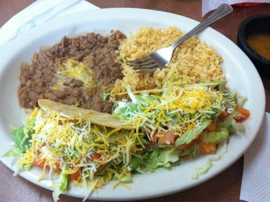 Chicken tacos with rice and beans