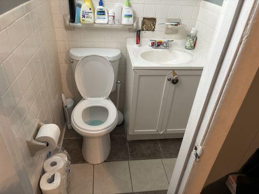 Deep cleaned bathroom