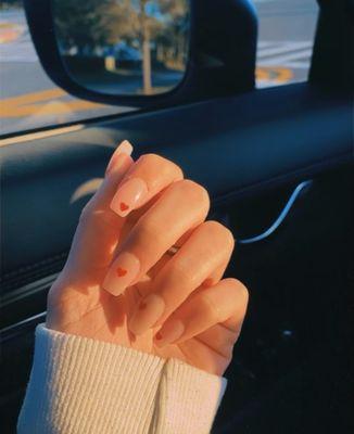 nails