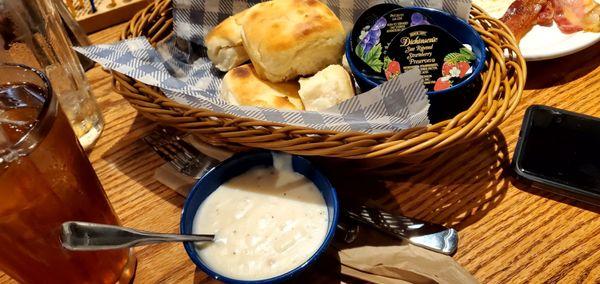 Biscuits and Sawmill Gravy