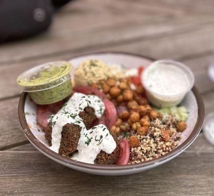 Medi Bowl with Falafels