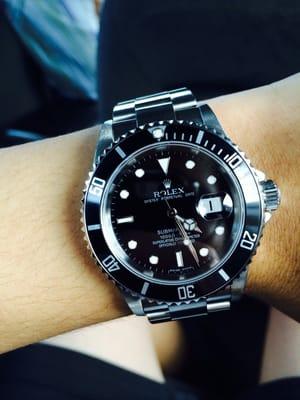 Here is the picture of the submariner i bought from Rick. Turns out custom dials and hands were installed. I also wrote a review