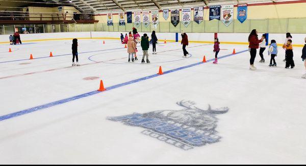 Ontario Ice Skating Arena Skating School