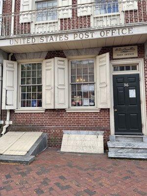 Benjamin Franklin post office