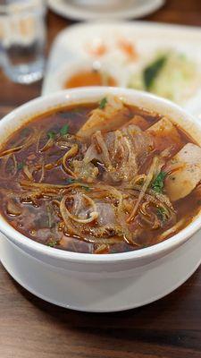 Hue Spicy Noodle Soup (Bun Bo Hue)