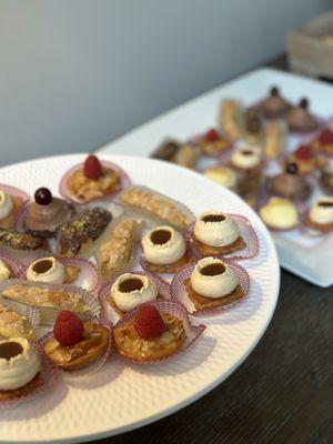 Mini pastries