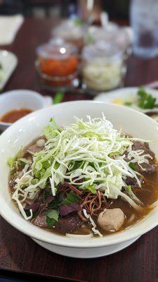 bun bo hue