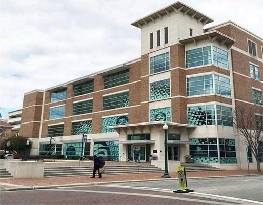 The Andrews Building at TCC Norfolk houses Admissions, Enrollment Services, Business Office, Financial Aid & Counseling/Academic Advising.