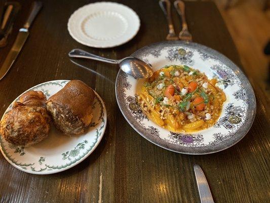 Bread course and carrot pasta