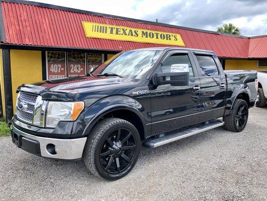 Ford F-150 Lariat