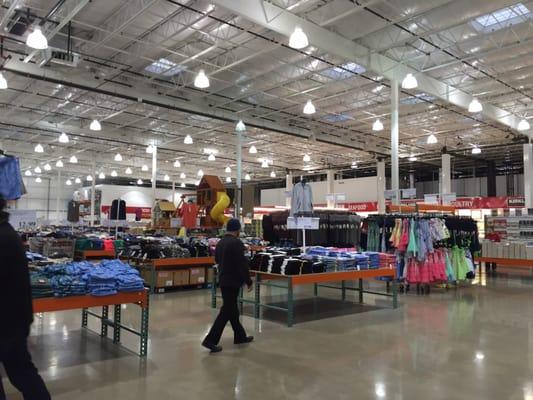 Big middle area full of clothes and other great deals.