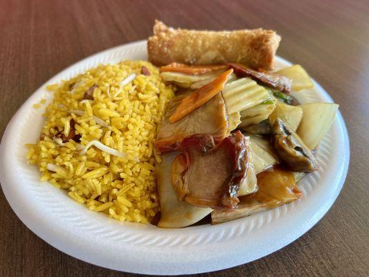 Roast Pork & Chinese vegetables lunch special $9.55 - delicious