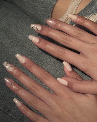 CUTESYYYY NAILS